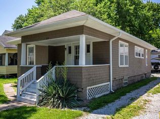 1104 S Moniteau Ave, Sedalia, MO 65301