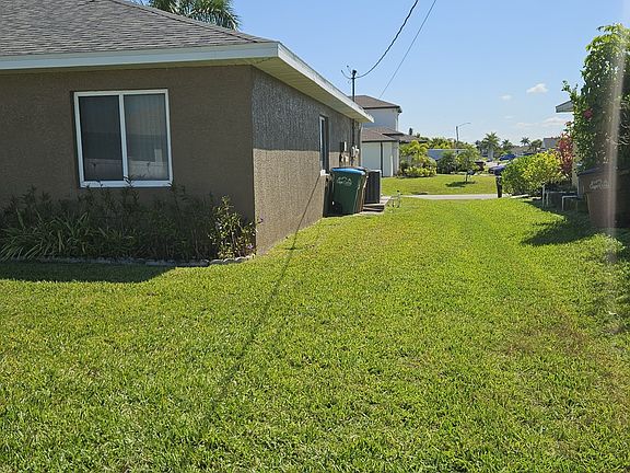 4th image of 3526 SW 14th Pl