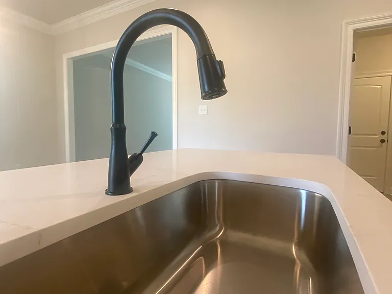 21200 Astoria Ln — Photo 11