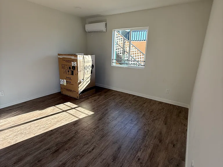 486 N Concord St #486 — Photo 7