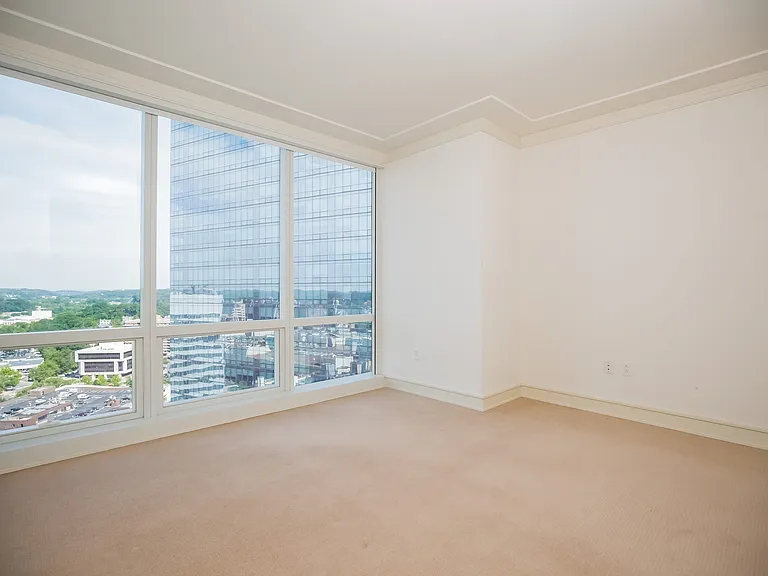 1 Renaissance Sq #21F — Photo 6