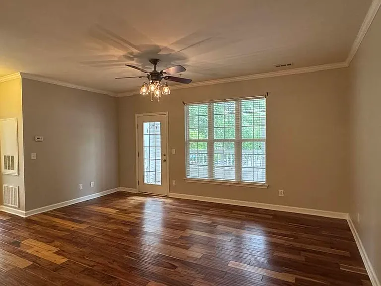 10125 Westmoreland Rd #2B — Photo 11
