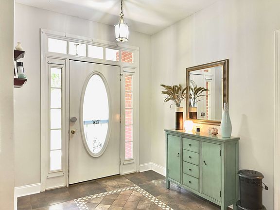 4th image of 40131 Holland Rd