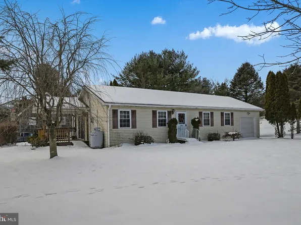 1210 Geronimo Dr, Auburn, PA 17922