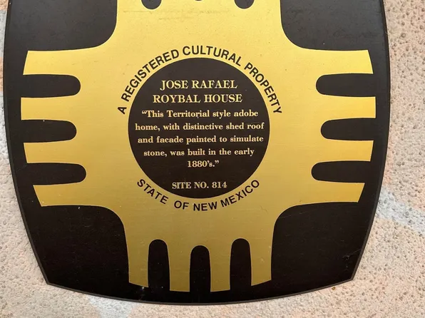 541 Agua Fria St, Santa Fe, NM 87501