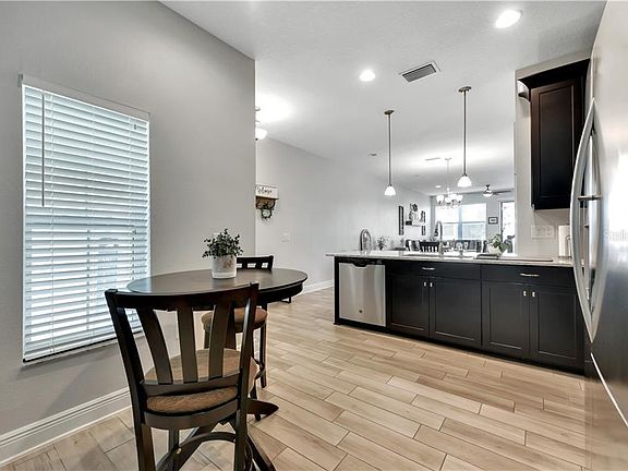 4th image of 30260 Southwell Ln