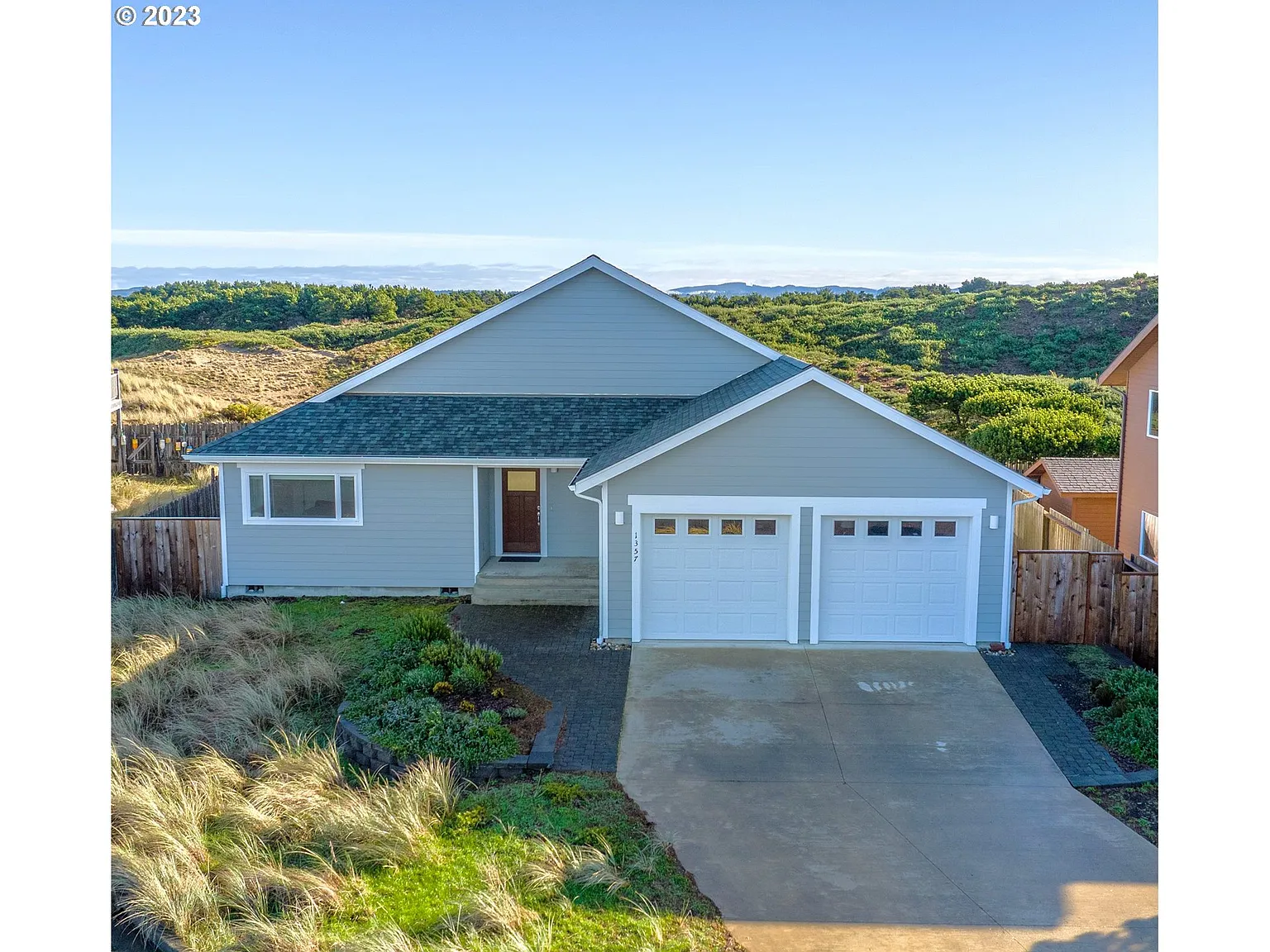 1357 Strawberry Dr SW photo 1