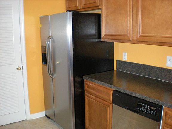 5th image of 4917 Key Lime Dr Unit 206