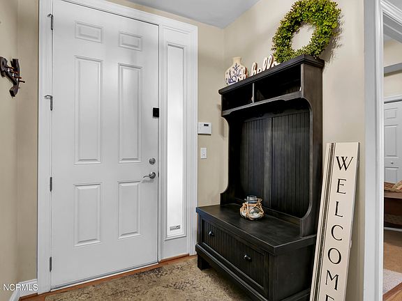3rd image of 215 Valencia Court Unit 206