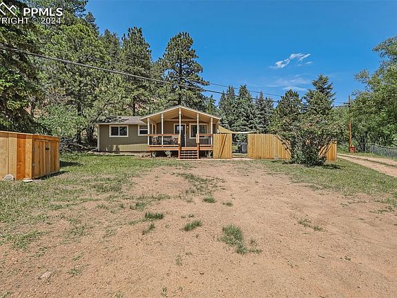2nd image of 10855 Ute Pass Ave