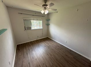 10600 Garbacz Dr #C, Austin, TX 78748
