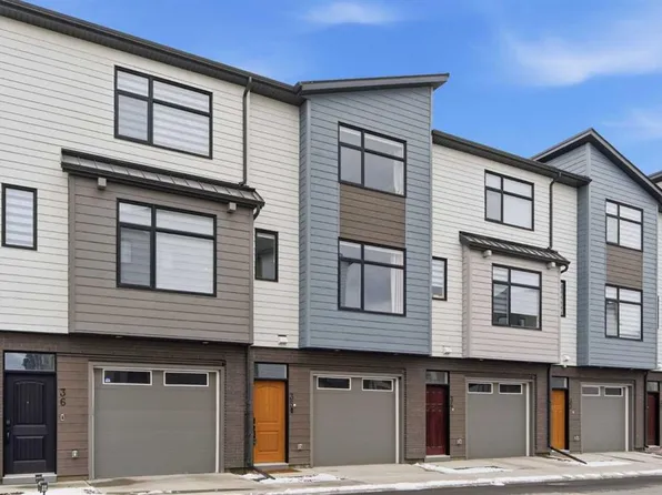 903 N Mahogany Blvd SE #35, Calgary, AB T3M 3W9