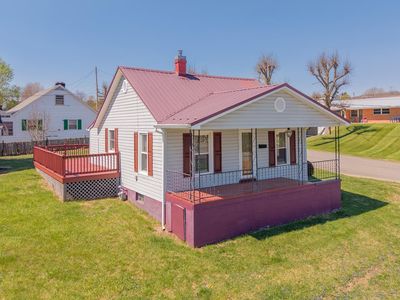 905 W Franklin St, Wytheville, VA, 24382