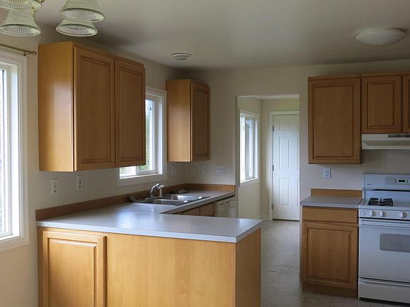 5th image of 3595 NE Surf Dr