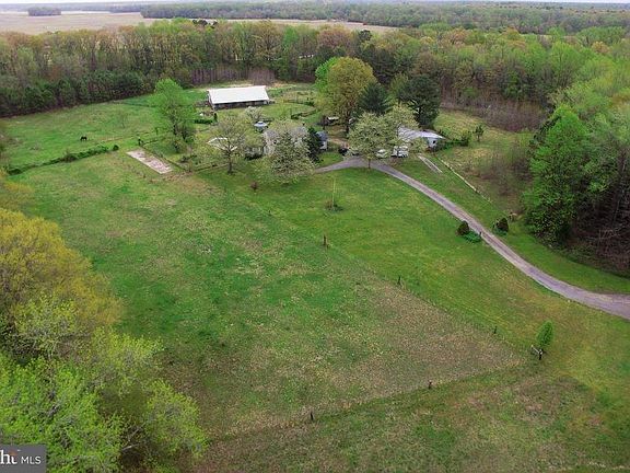 2nd image of 250 Mustang Ln