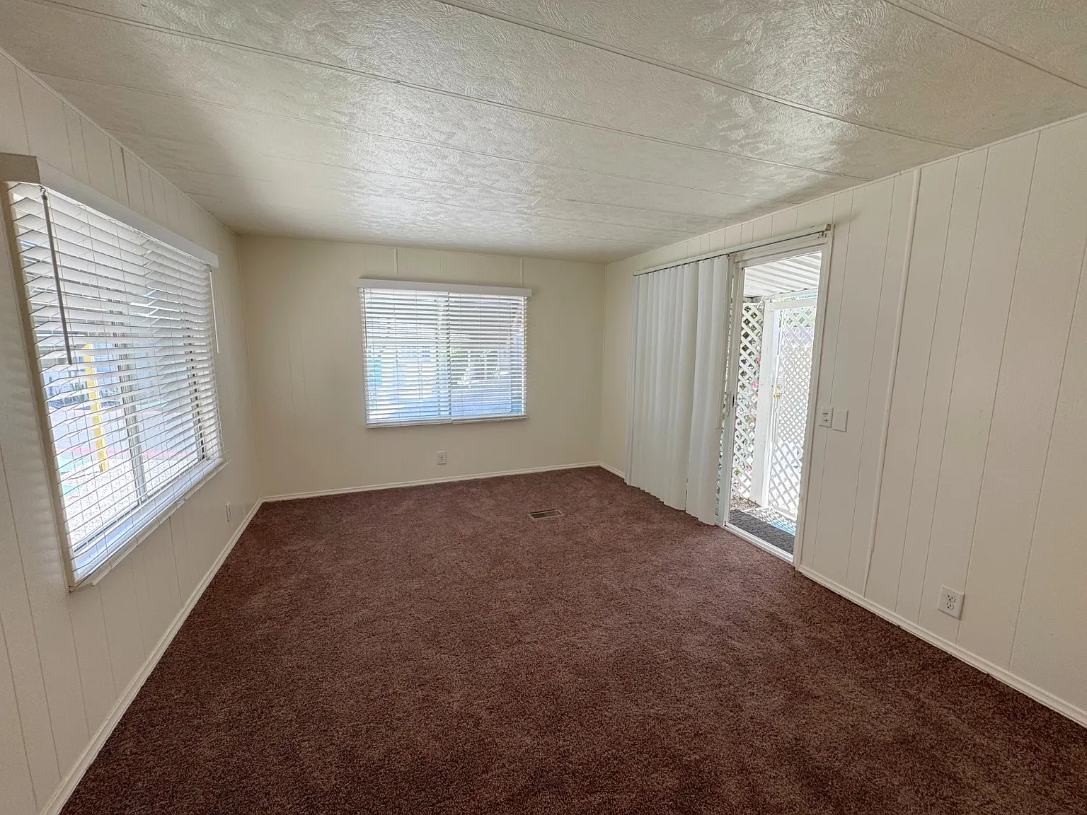 2 bed, 1.0 bath, 440 sqft, $1,895 — Photo 4