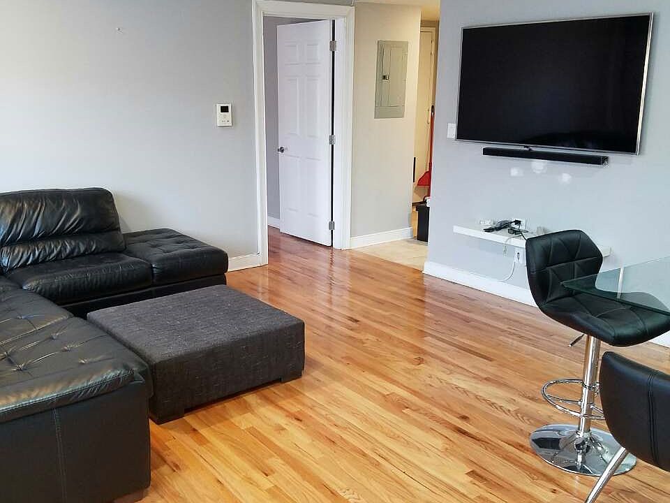 1st image of 3165 Emmons Ave APT 2F