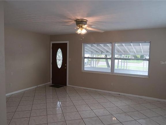 3rd image of 2831 Pinellas Point Dr S