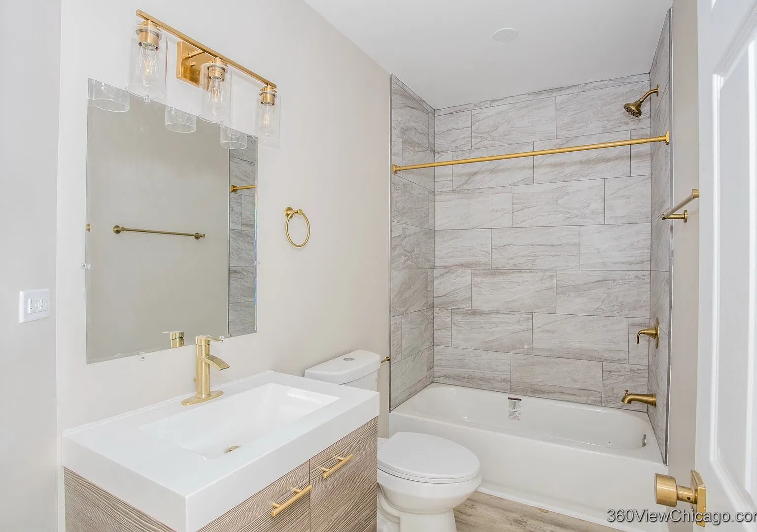 2 bed, 600 sqft, $1,300 — Photo 4