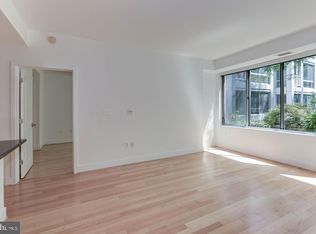 4101 Albemarle St NW APT 304, Washington, DC 20016