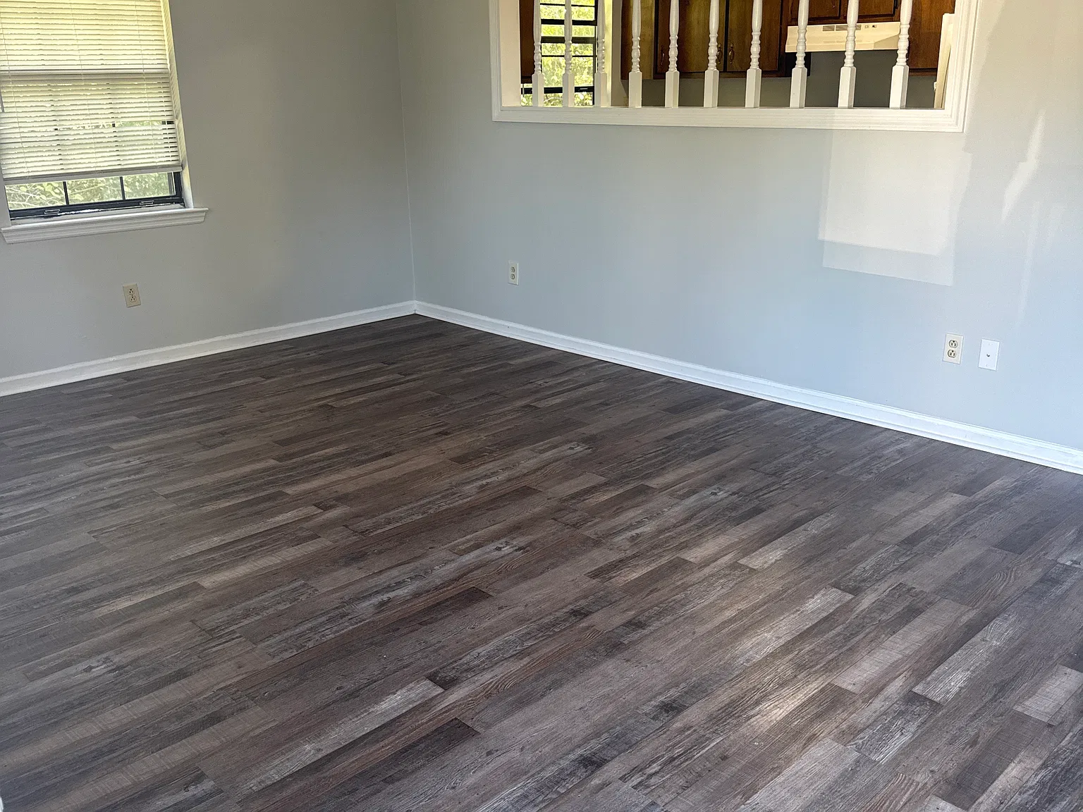 2 bed, 1081 sqft, $1,300 — Photo 2