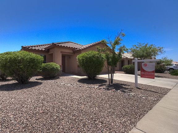 2nd image of 581 W Gabrilla Ct
