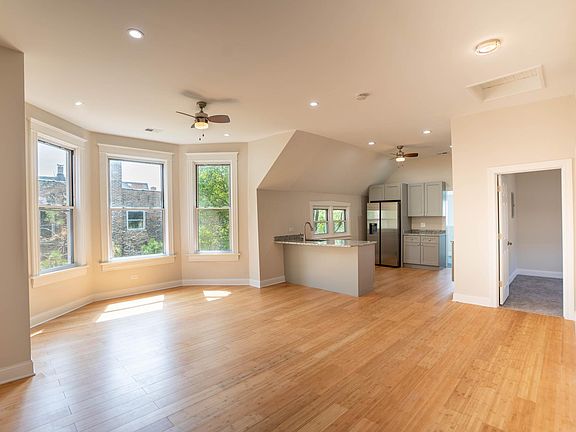 3rd image of 1650 N Tripp Ave #3