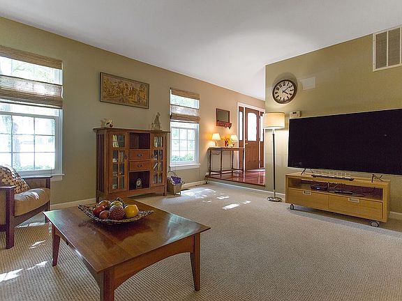 4th image of 3380 Fort Lyon Dr