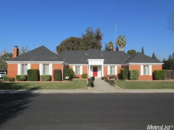 3701 Apple Hill Rd, Modesto, CA 95355