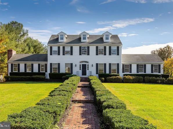 111 Spring Hill Dr, Woolwich Township, NJ 08085