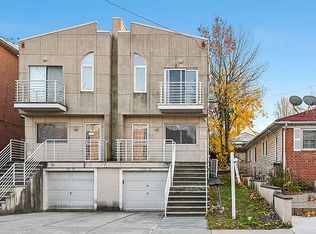 16526 78th Ave, Fresh Meadows, NY 11366