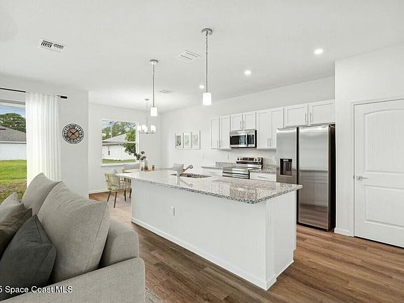 2nd image of 338 Comet Ave SE