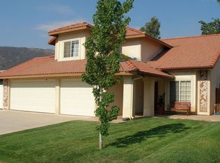 10561 Greenbrook Pl, Yucaipa, CA 92399