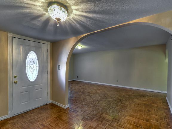3rd image of 11810 N 49th Ave