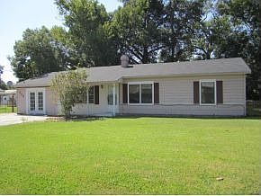 1st image of 209 Joyce St