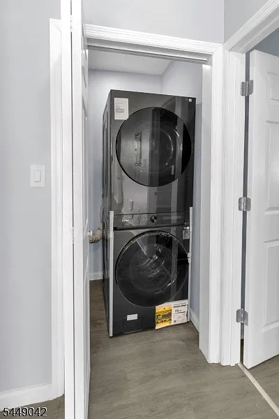 2 bed, 1.0 bath, $2,300 — Photo 3