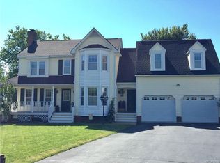 7395 Sunshine Ct, Mechanicsville, VA 23111