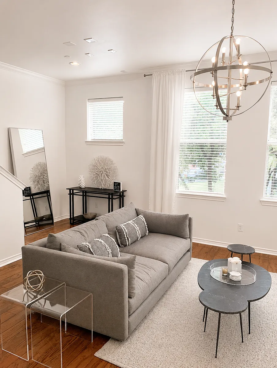 Living Room - 4121 McKinney Ave #17