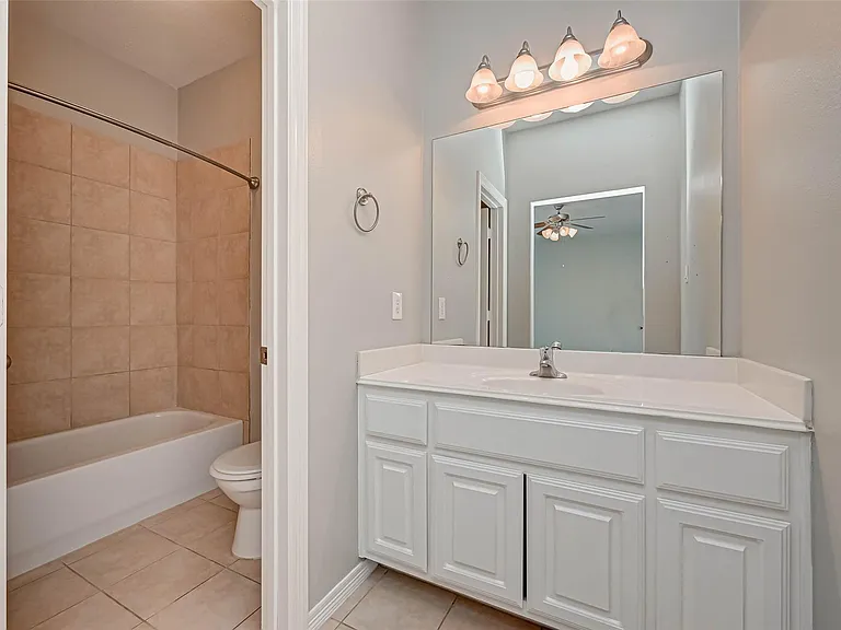 7816 Stoneyway Dr — Photo 28