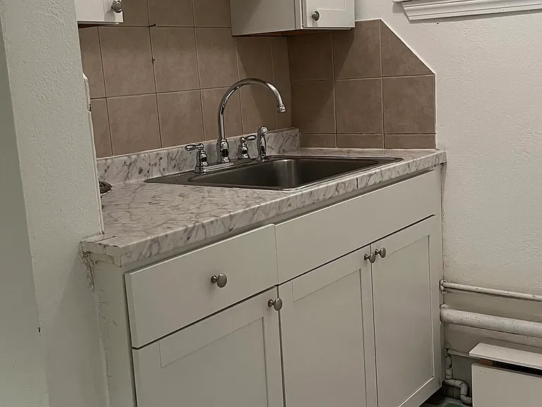 244 Concord St #2 — Photo 10