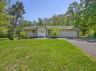 45 Merrimac Dr, Trumbull, CT 06611