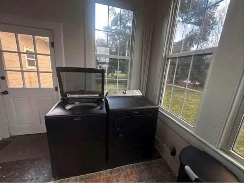 1st image of 104 Nouveau Ln