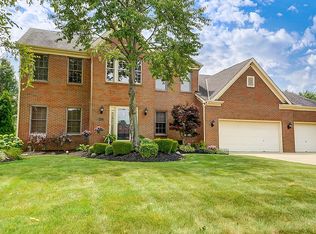 9851 Wagonwood Dr NW, Pickerington, OH 43147