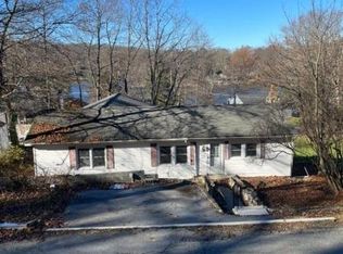 10 Mountain Trl, Sandyston, NJ 07826