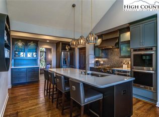 868 Forestridge Dr, Boone, NC 28607