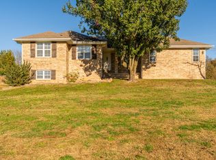 284 Crimson Cir, Ozark, MO 65721