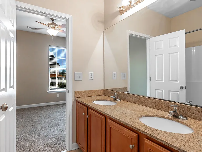 2954B Yancey Way — Photo 25