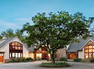 1880 Cathedral Rd, Huntingdon Valley, PA 19006