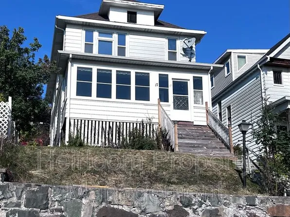17 E 6th St Unit 2, Duluth, MN 55805