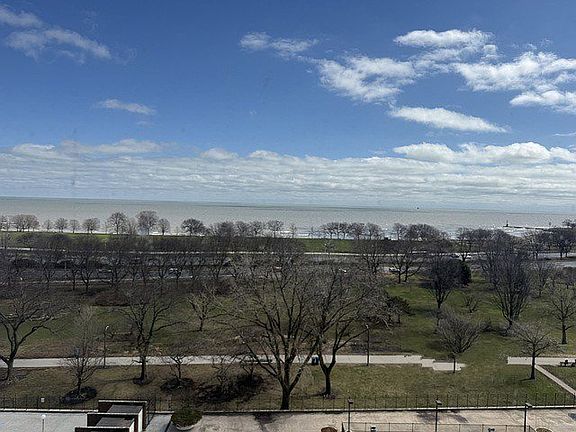 3rd image of 5445 N Sheridan Rd APT 1104